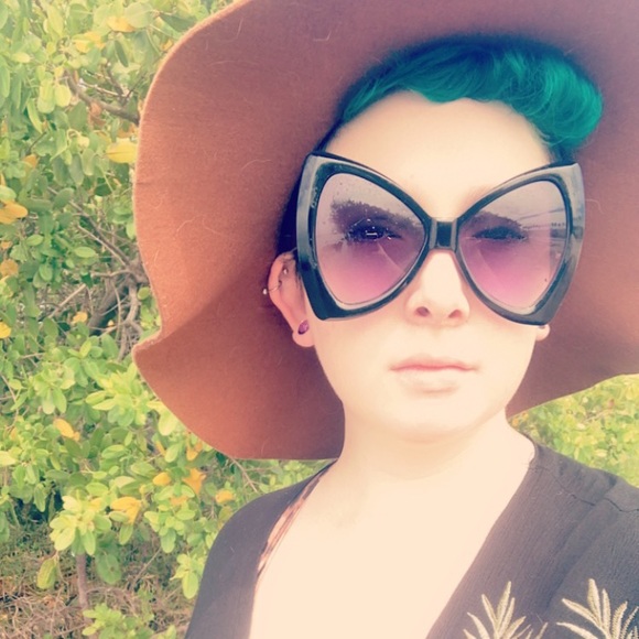 Meet Magic-Menagerie (SUGGESTED USER!) - Picture 1 of 8